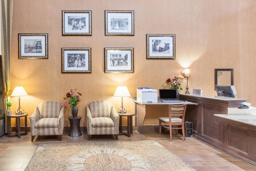 Hotel Baymont By Wyndham Branson - On The Strip Esterno foto
